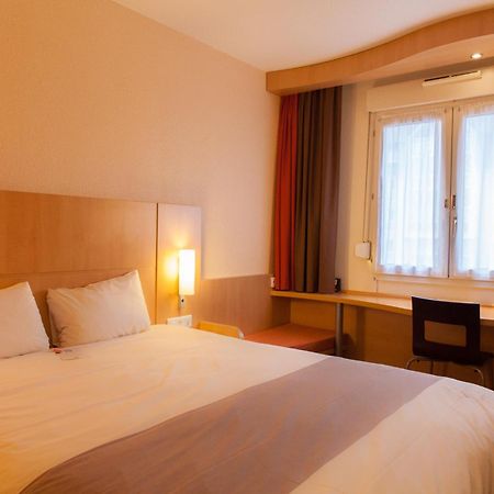 ไอบิส อาล็องซง Hotel ภายนอก รูปภาพ