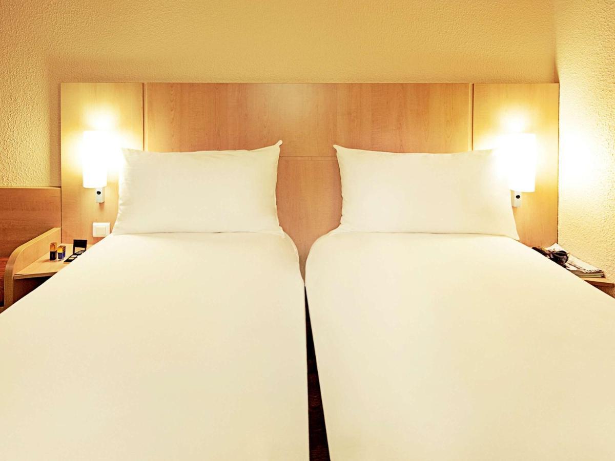 ไอบิส อาล็องซง Hotel ภายนอก รูปภาพ