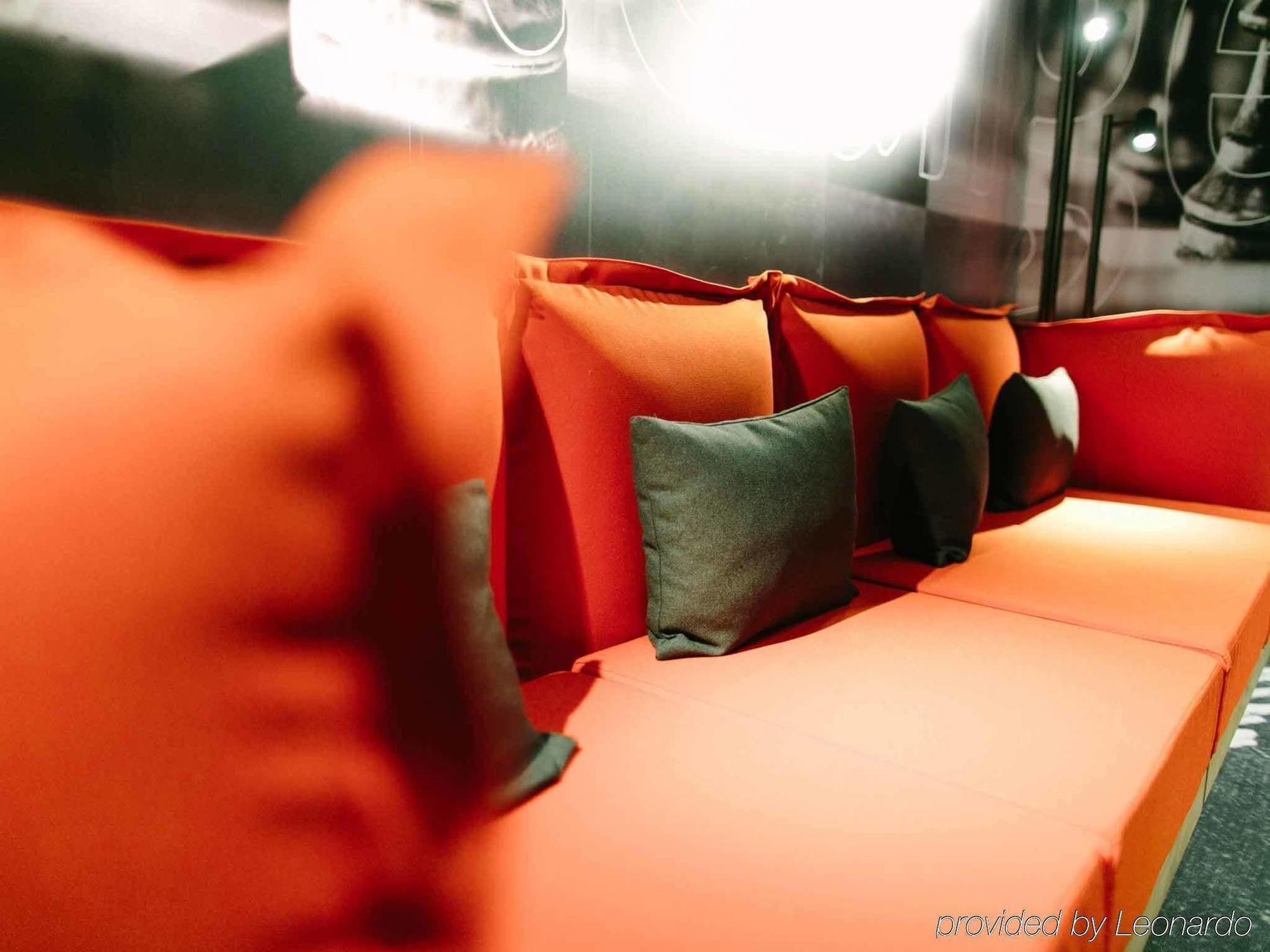 ไอบิส อาล็องซง Hotel ภายนอก รูปภาพ